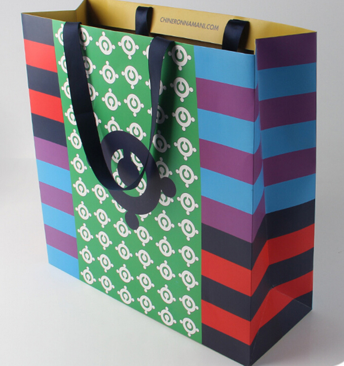 高檔銅版紙手提袋多少錢(qián)一個(gè)？