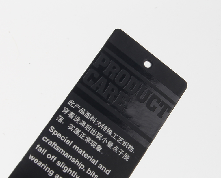 鞋子吊牌也能借助"逃跑"機(jī)器人熱度？