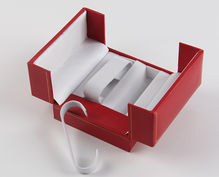 你的盒子油墨脫粉？看看手表包裝盒生產(chǎn)廠家是怎么解決的吧