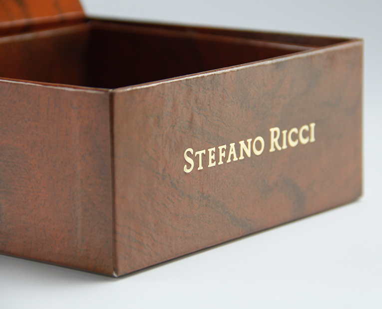 擔(dān)心定制的手環(huán)盒不能如期，被色帶不齊拖累？廠家需要這樣做！