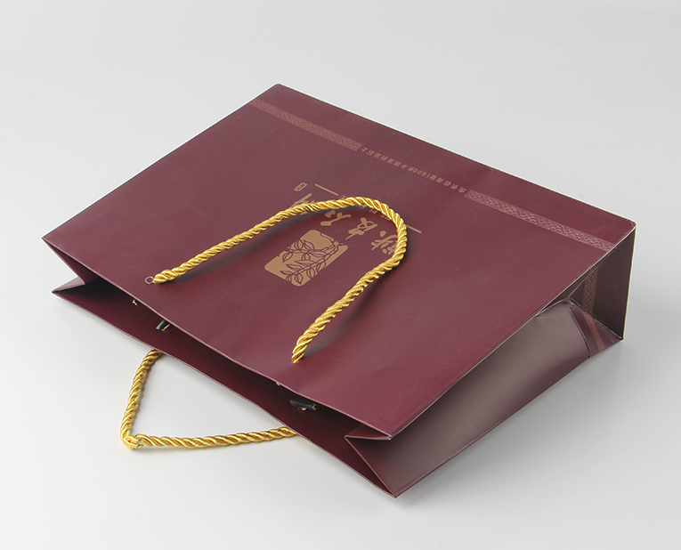 制作保健品包裝袋的廠家小師傅，苦惱解決金銀油墨的制板