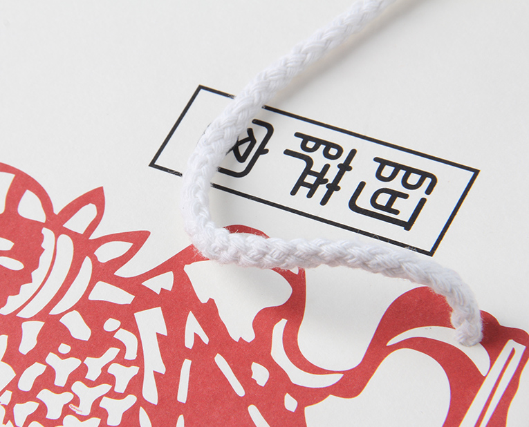 保健品的包裝袋工廠能不能解決金銀油墨脫落？別搞笑啦