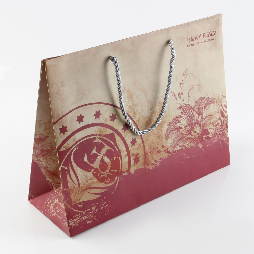 皮具紙袋工廠尊重客人，但我們更尊重我們的一線工人們