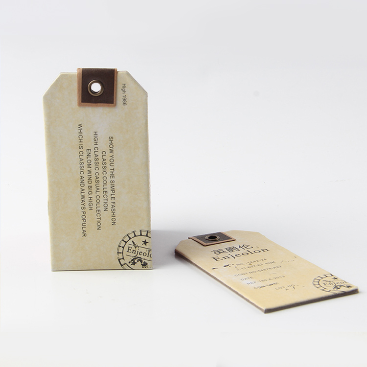 超越的自我，牛仔褲到了改變吊牌訂制材料的岔路