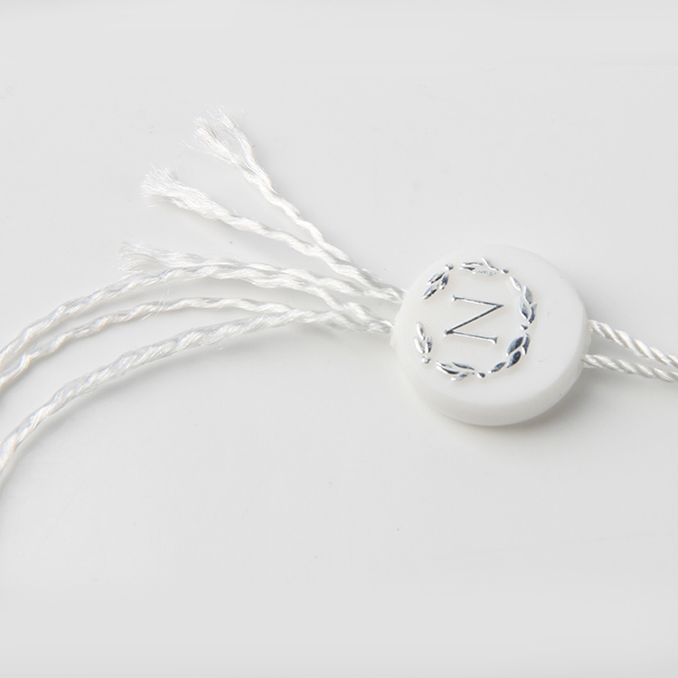 多個襯衫紙牌工廠不知如何挑選？只要做這1個動作就行了