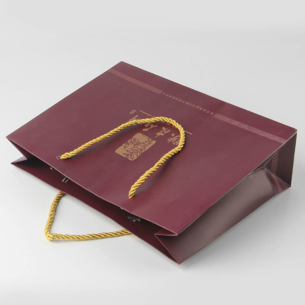 會(huì)破壞衣服禮品袋定做承重效果的兩個(gè)工藝 會(huì)破壞衣服禮品袋定做承重效果的兩個(gè)工藝