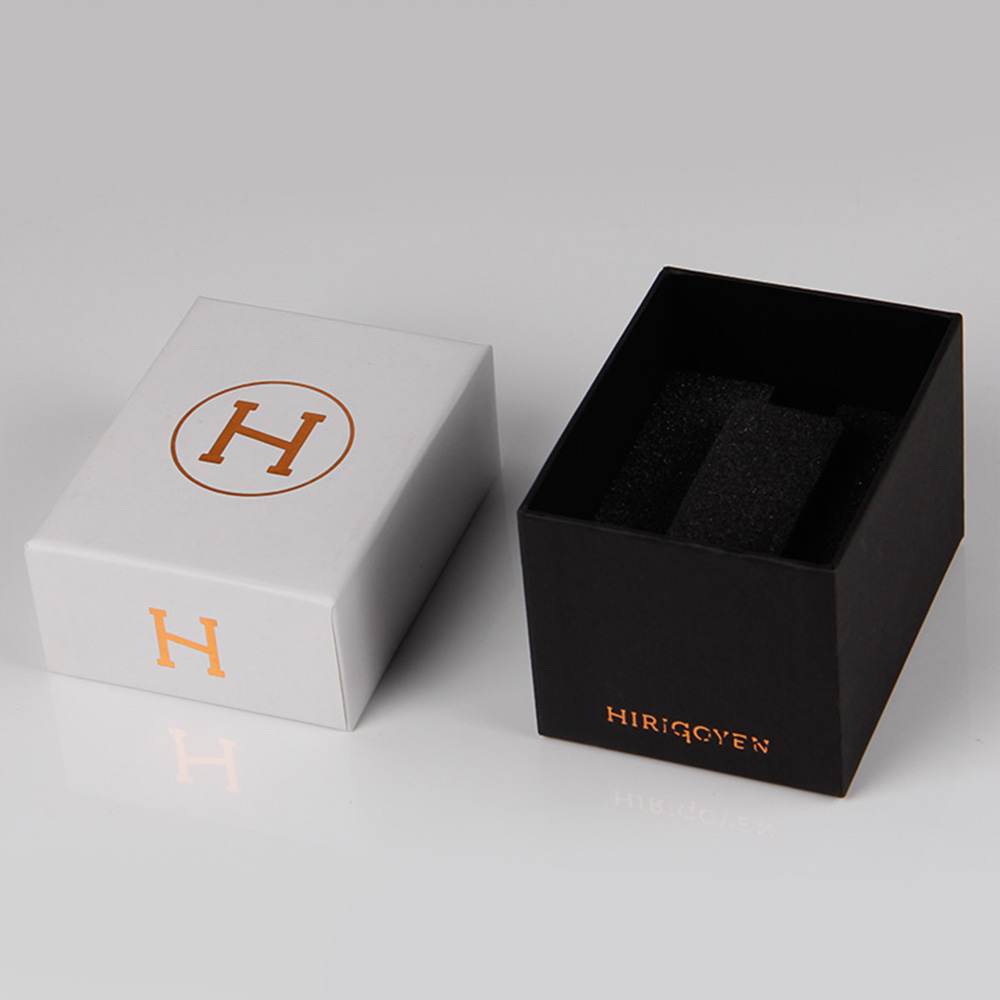 電子煙包裝盒生產(chǎn)廠(chǎng)家為什么對(duì)套位又愛(ài)又恨