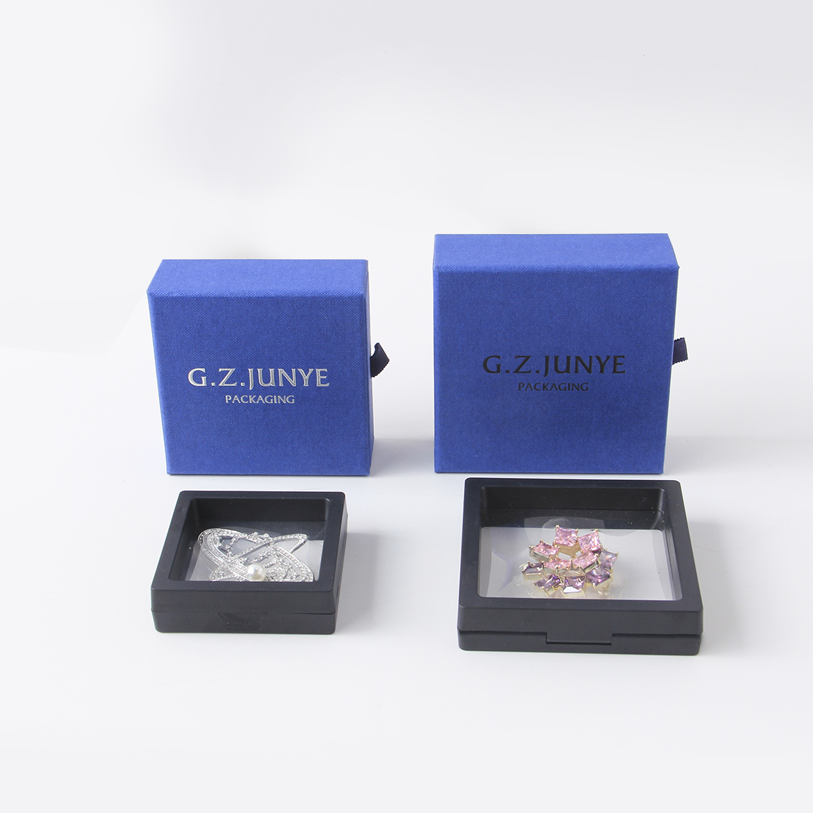 紙質(zhì)珠寶包裝盒會有哪些生產(chǎn)上的細節(jié)需要注意？